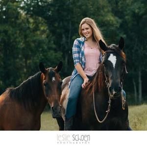 Meet your Posher, Bailey